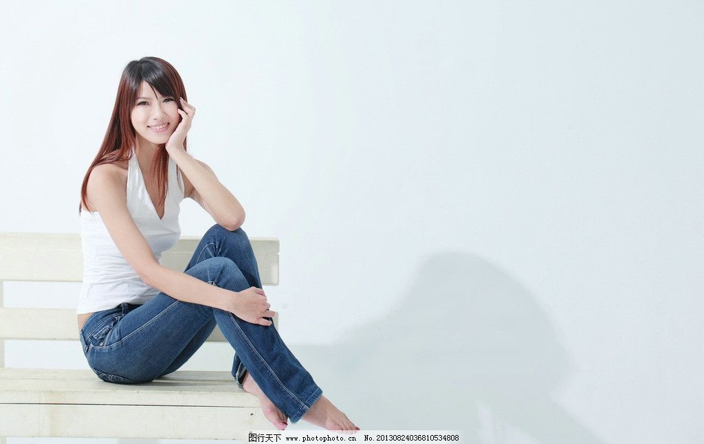 日本最新丰臀少妇图片的海报图片